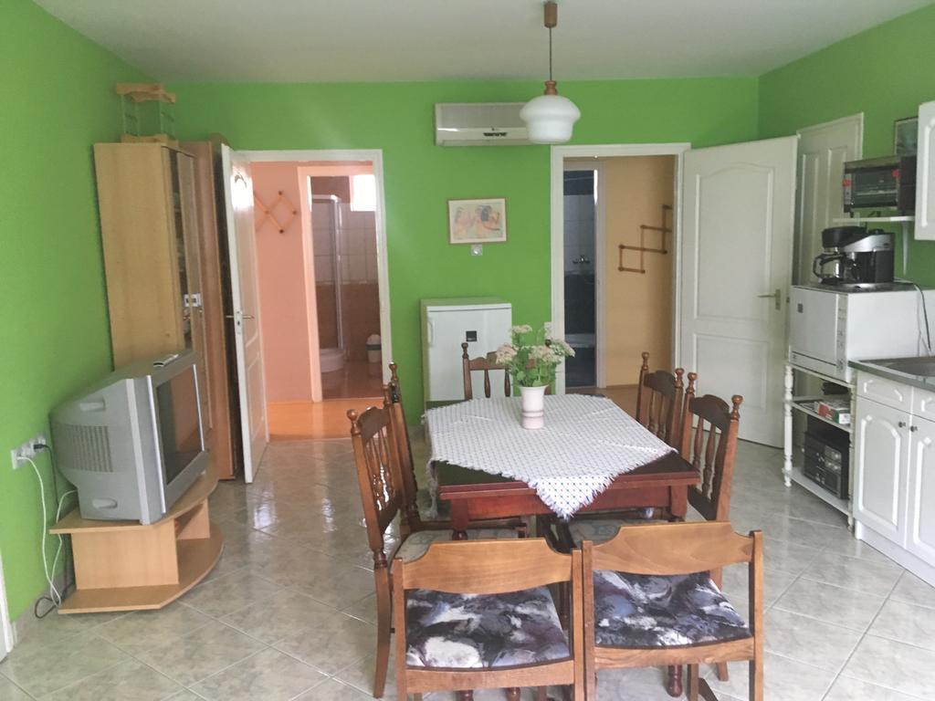 Herkules Apartman Zalakaros Exterior photo
